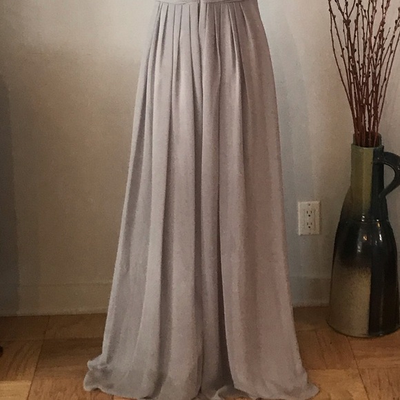 NWT✨ Gown embellished w/rhinestones gray Size  8 - Picture 8 of 8